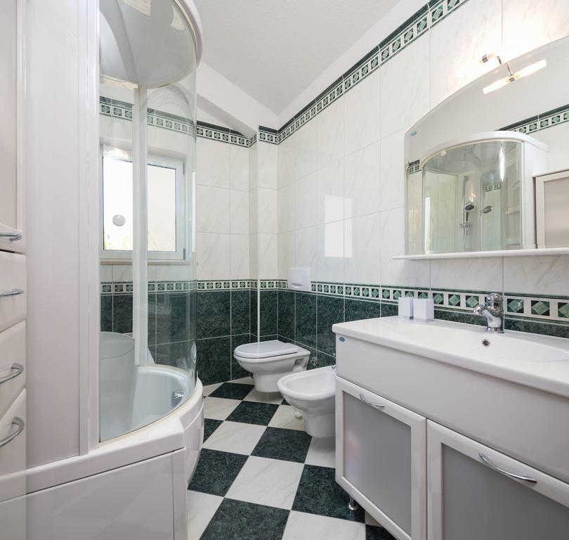 Luxury Residence オミシュ エクステリア 写真